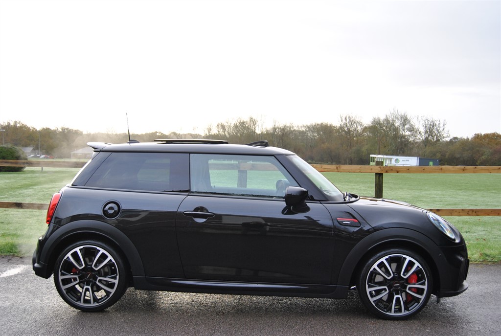 Used MINI Hatch 2023 for sale - 76738560: Photo 2