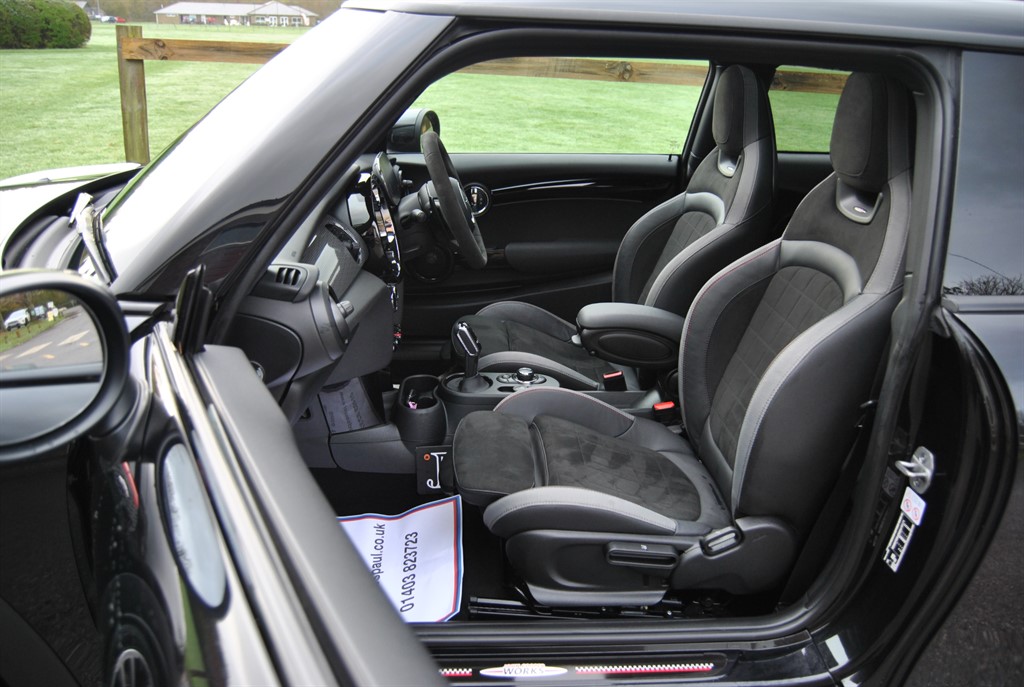 Used MINI Hatch 2023 for sale - 76738560: Photo 31