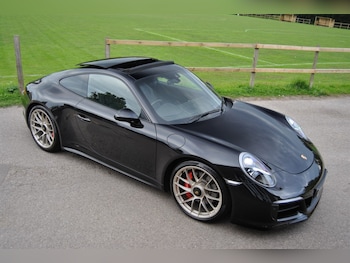 2017 - GTS 2dr PDK