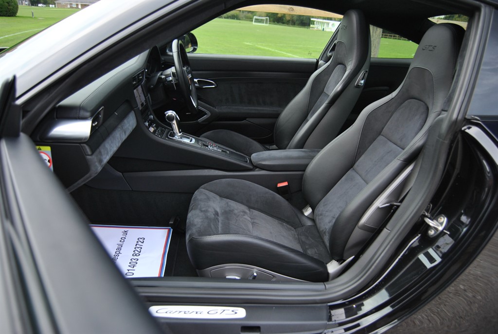 Used Porsche 911 2017 for sale - 76155063: Photo 25