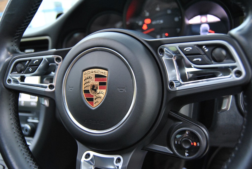 Used Porsche 911 2017 for sale - 76155063: Photo 38