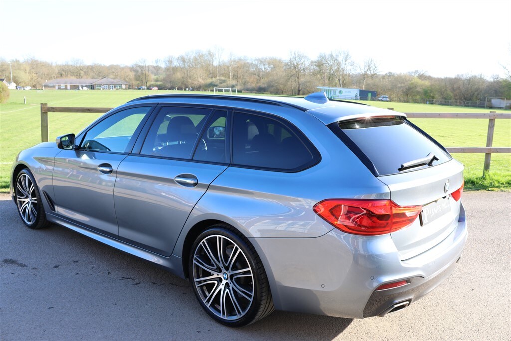 Used BMW 5 Series 2018 for sale - 77927990: Photo 32