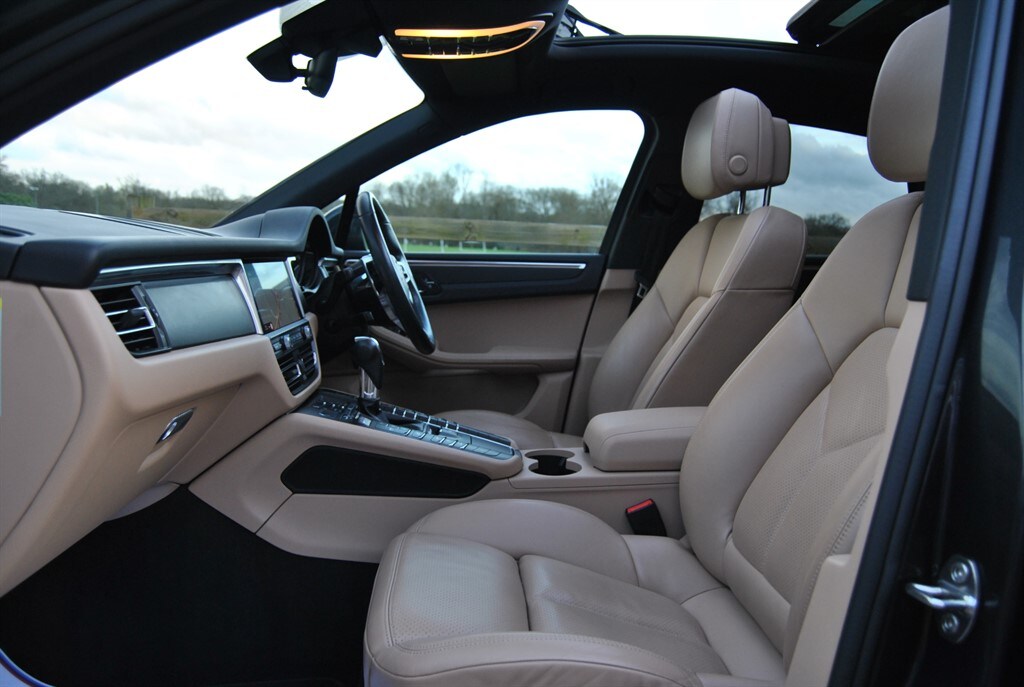 Used Porsche Macan 2018 for sale - 77826992: Photo 12