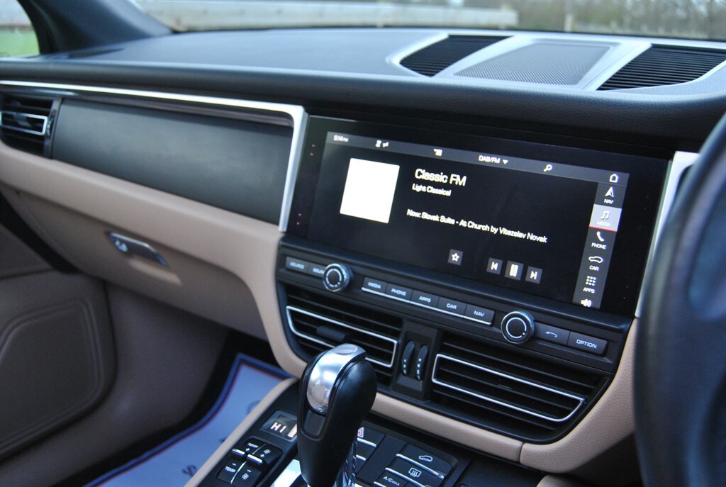 Used Porsche Macan 2018 for sale - 77826992: Photo 21