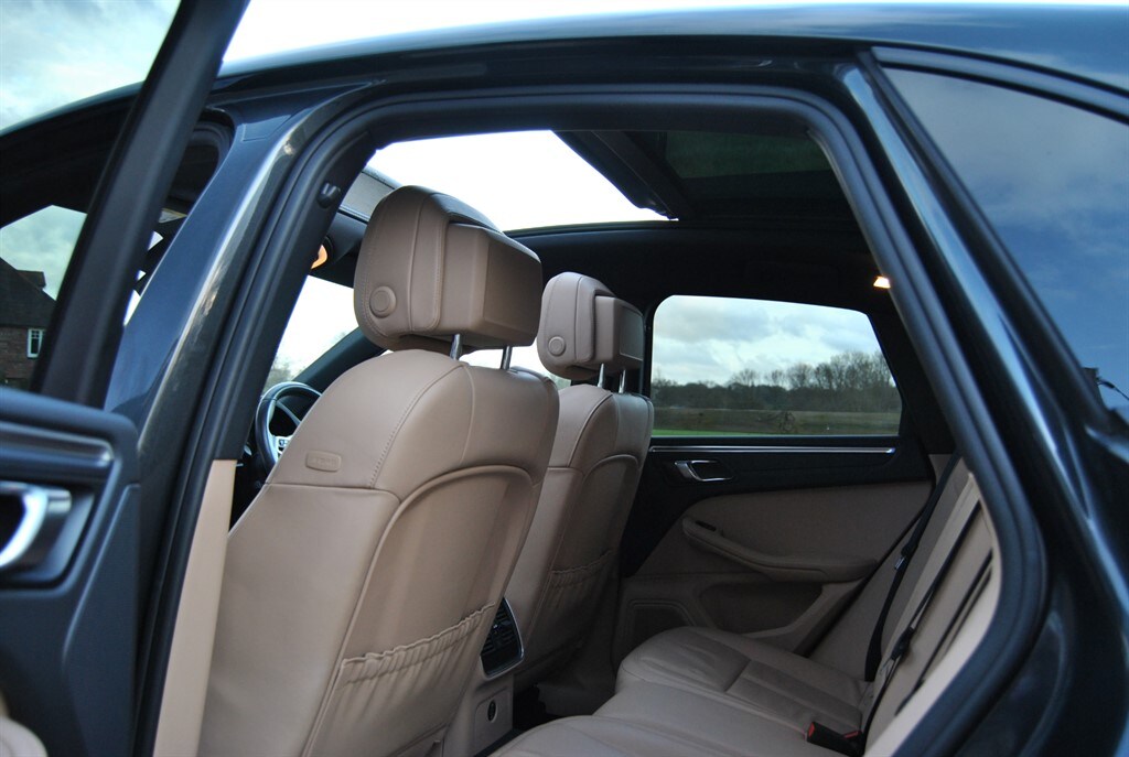 Used Porsche Macan 2018 for sale - 77826992: Photo 27