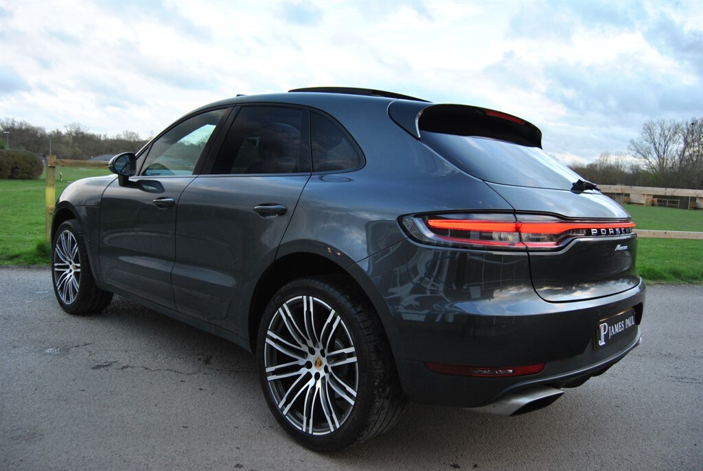 Used Porsche Macan 2018 for sale - 77826992: Photo 31