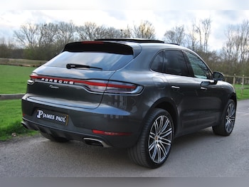Used Porsche Macan 2018 for sale - 77826992: Photo