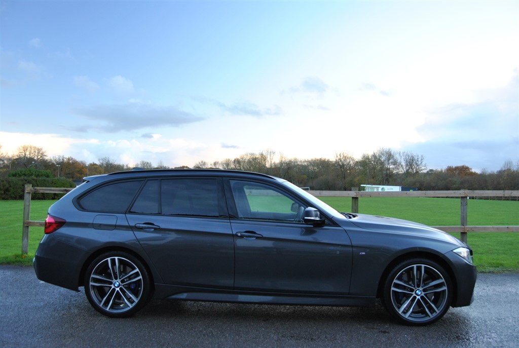 Used BMW 3 Series 2018 for sale - 76796694: Photo 2