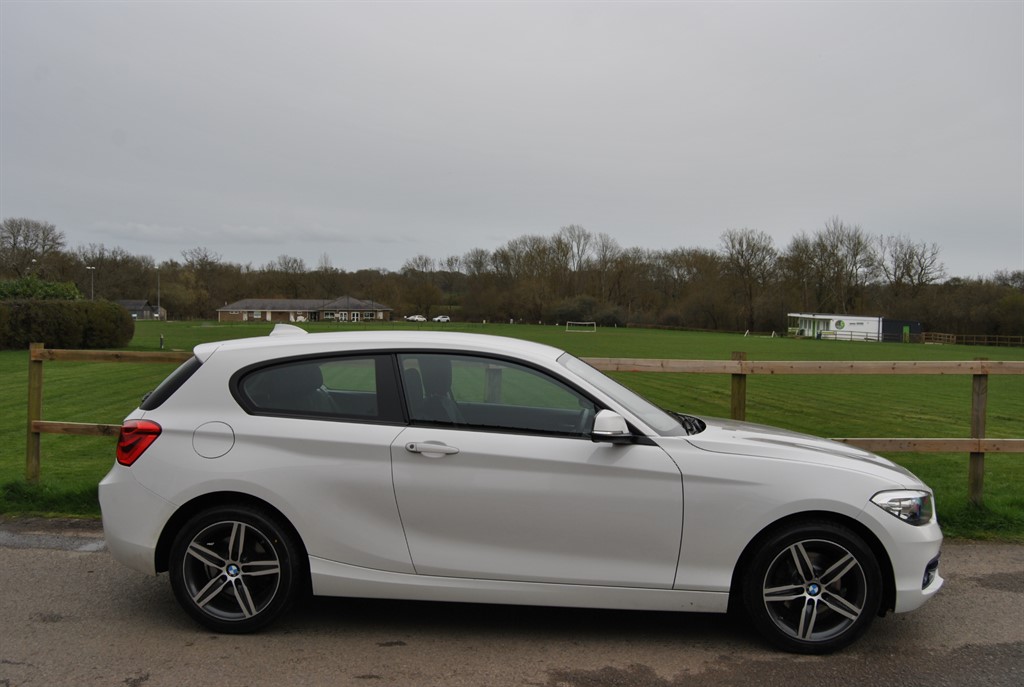 Used BMW 1 Series 2016 for sale - 77877947: Photo 2