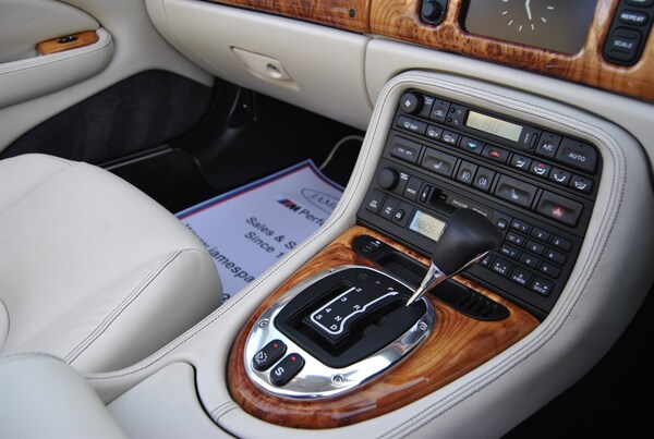 Used Jaguar XK8 2005 for sale - 76217333: Photo 10