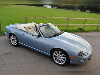 2005 - 4.2 2dr Auto