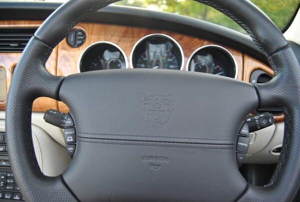 Used Jaguar XK8 2005 for sale - 76217333: Photo 21