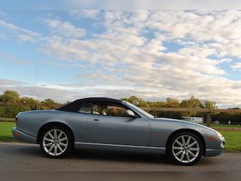 Used Jaguar XK8 2005 for sale - 76217333: Photo 2