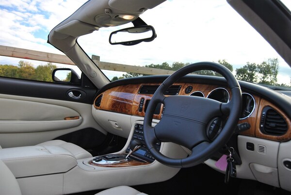 Used Jaguar XK8 2005 for sale - 76217333: Photo 6