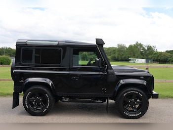 Used Land Rover Defender 2015 for sale - 78892794: Photo