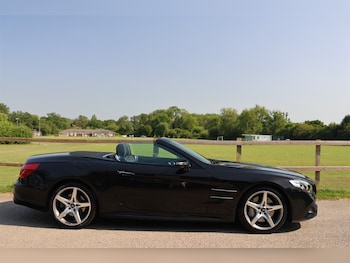 Used Mercedes-Benz SL 2017 for sale - 79270123: Photo