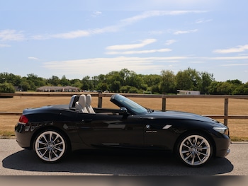 Used BMW Z4 2010 for sale - 79264009: Photo