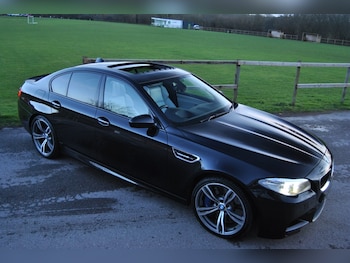2014 - M5 4dr DCT