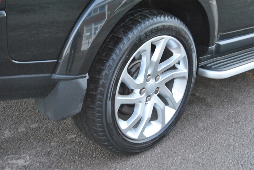 Used Land Rover Discovery 2016 for sale - 76901751: Photo 16