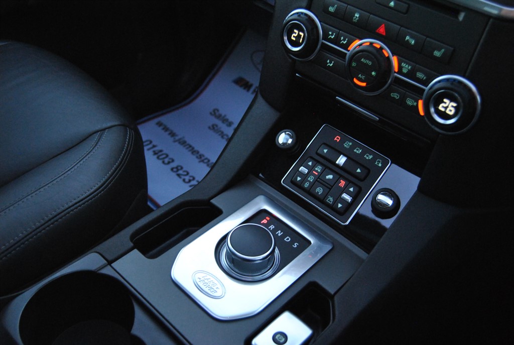 Used Land Rover Discovery 2016 for sale - 76901751: Photo 8