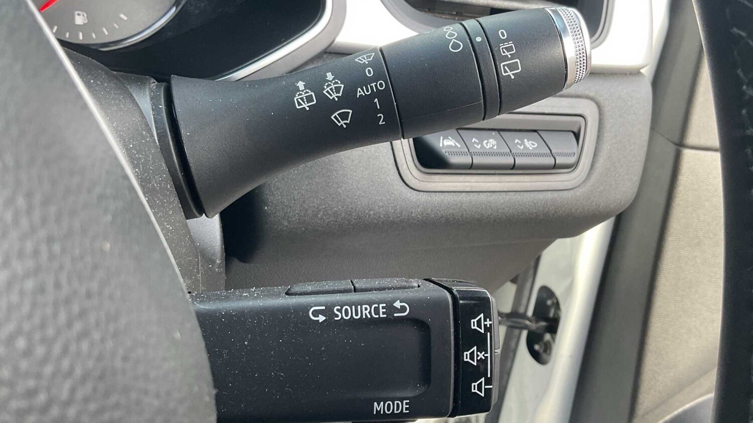 Used Renault Captur 2021 for sale - 78077003: Photo 27