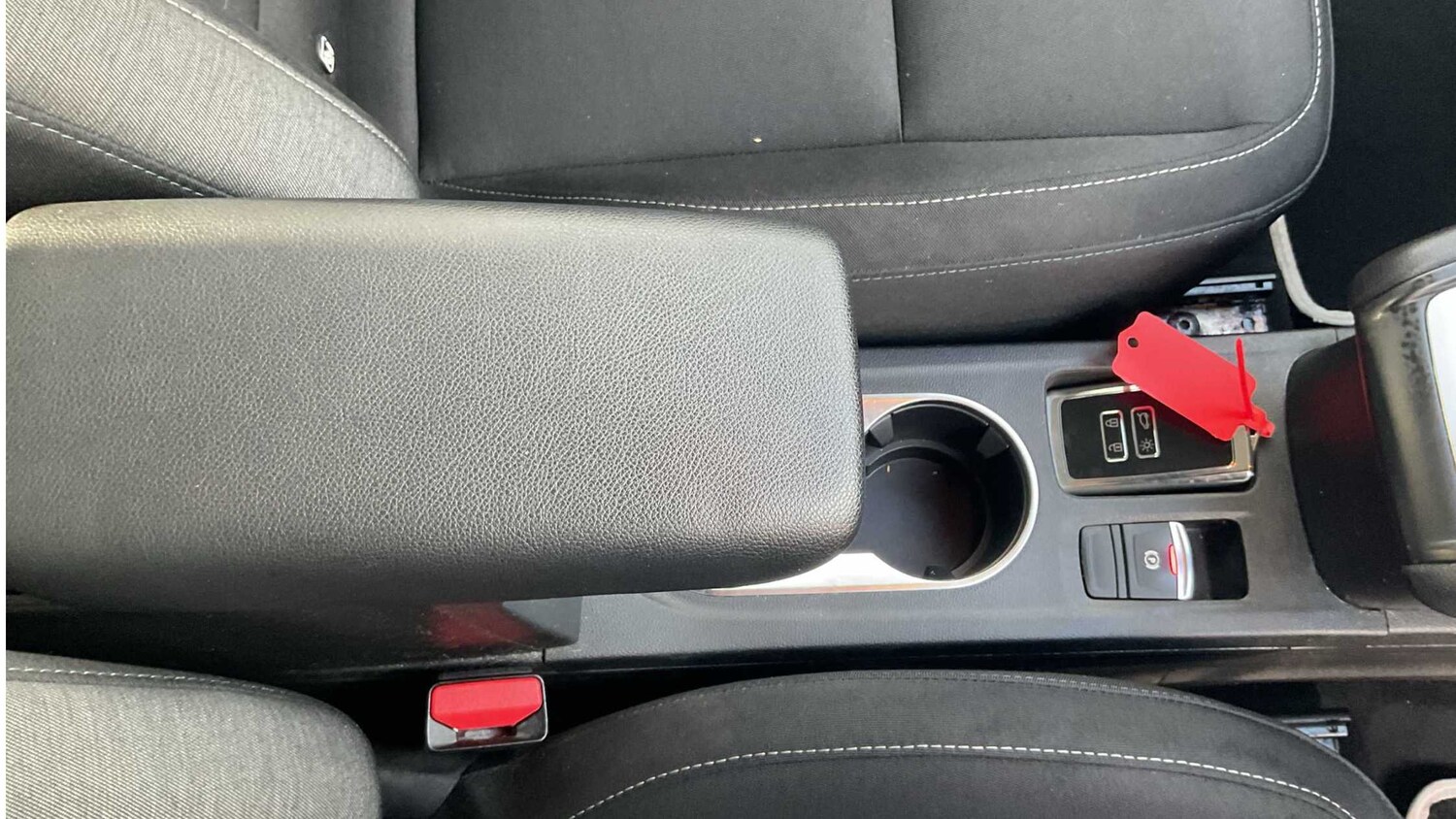 Used Renault Captur 2021 for sale - 78077003: Photo 33