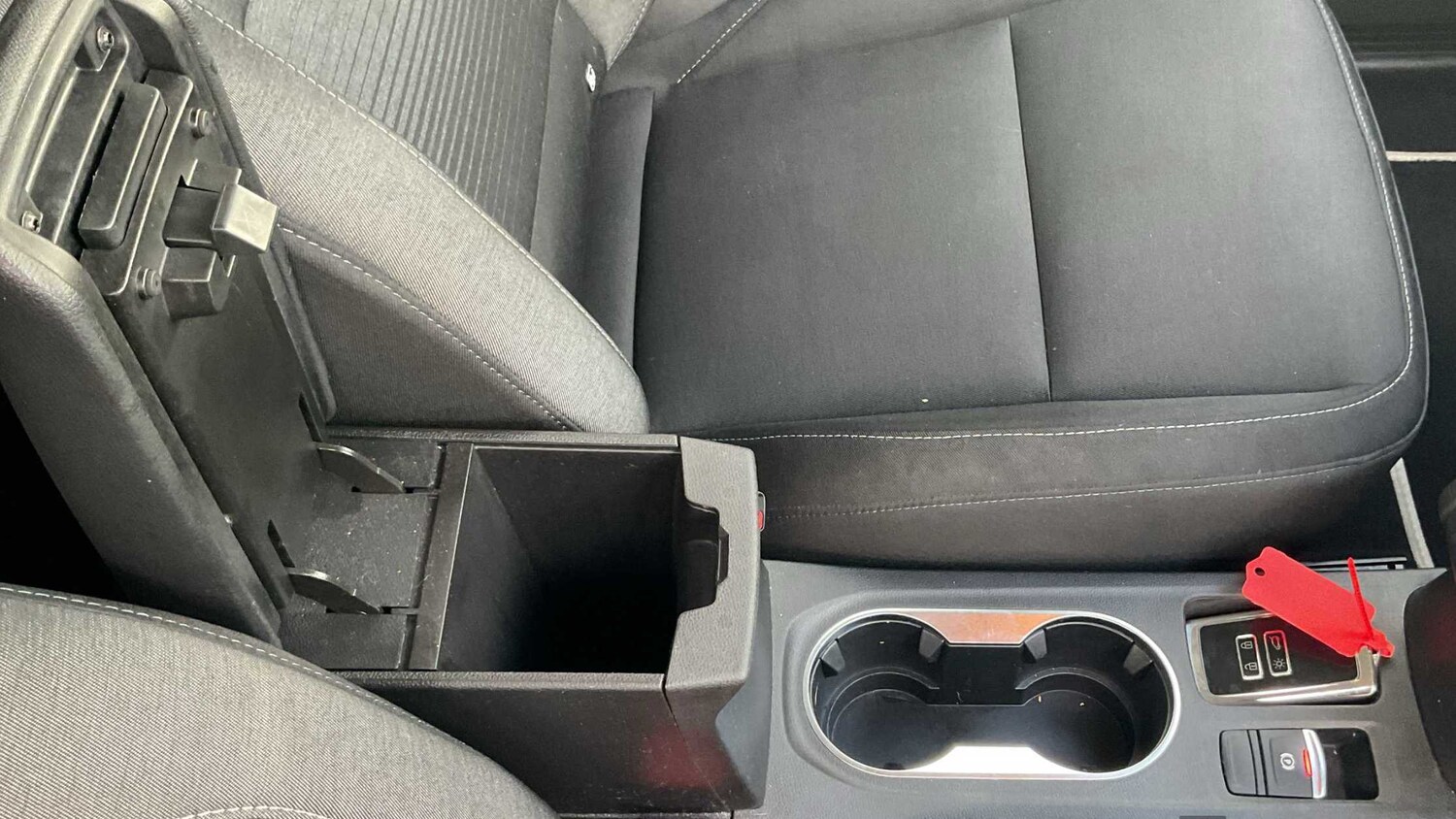 Used Renault Captur 2021 for sale - 78077003: Photo 34