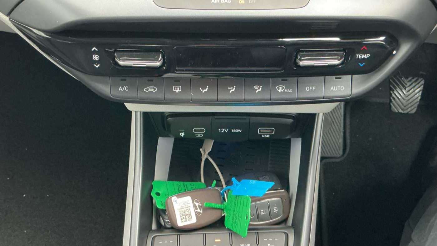 Used Hyundai i20 for sale - 77962774: Photo 35