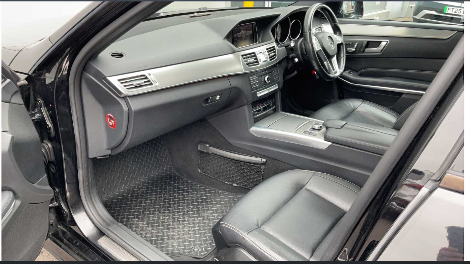 Used Mercedes-Benz E Class 2015 for sale - 78104586: Photo 13