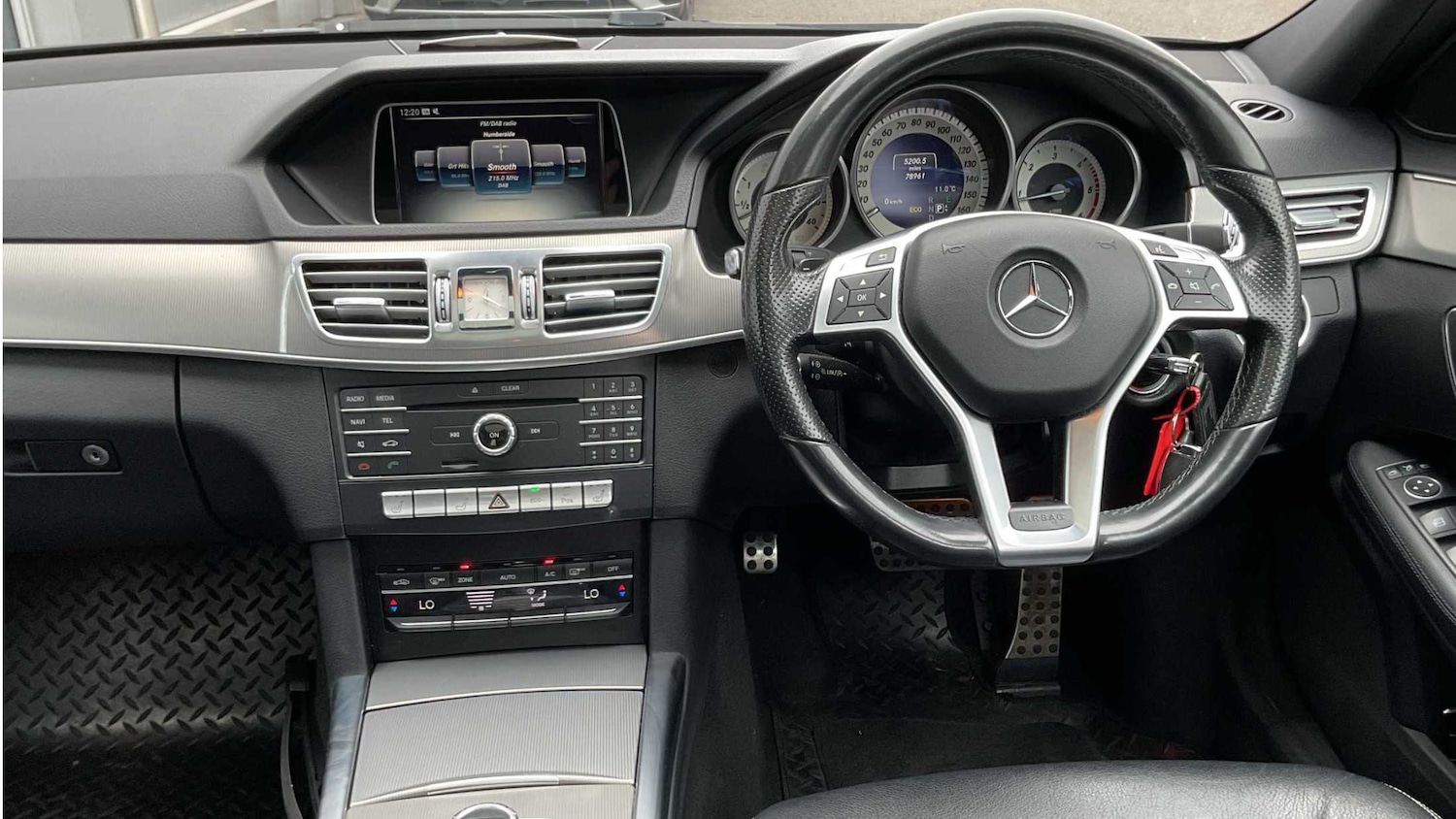 Used Mercedes-Benz E Class 2015 for sale - 78104586: Photo 17