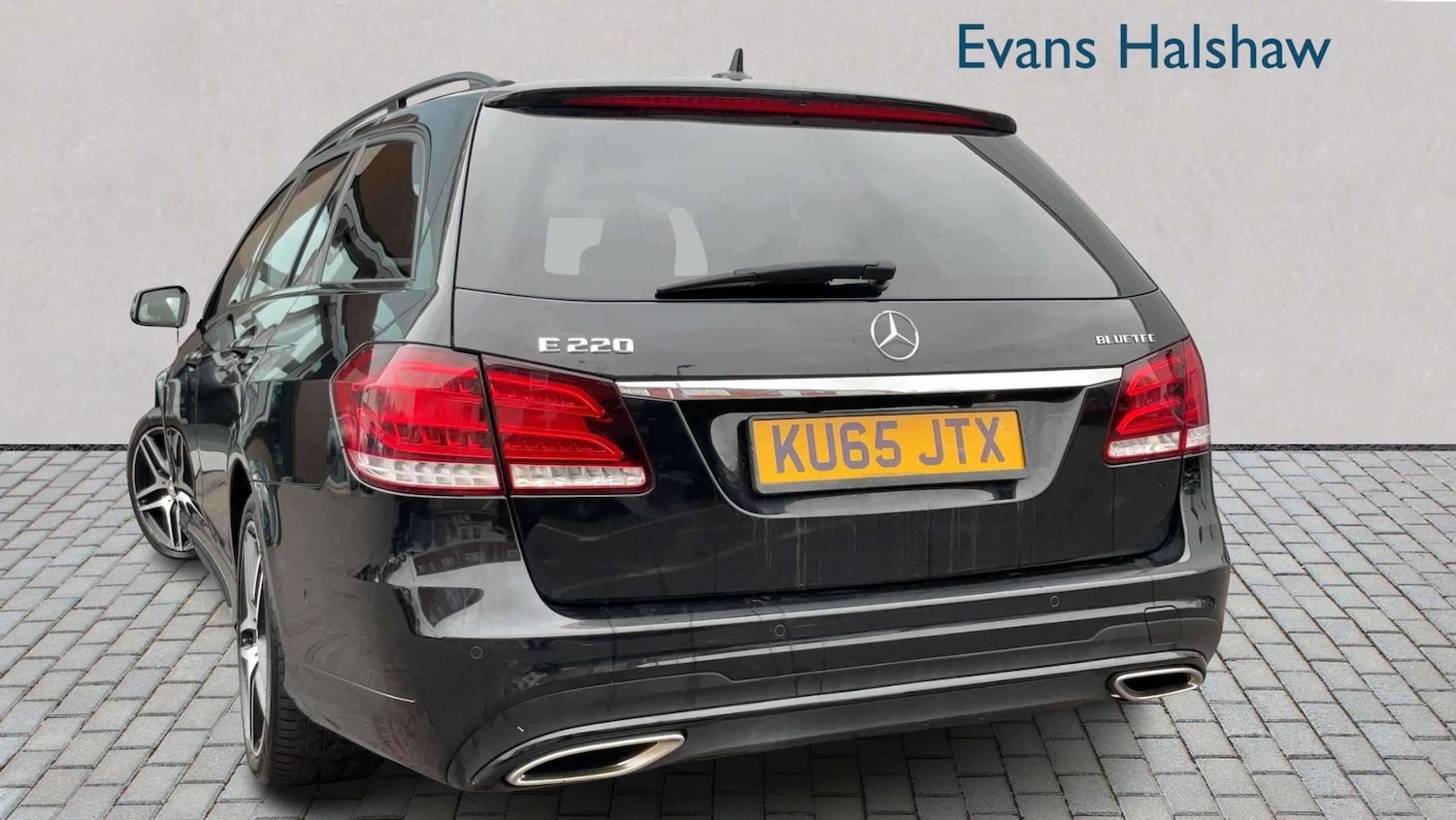 Used Mercedes-Benz E Class 2015 for sale - 78104586: Photo 2