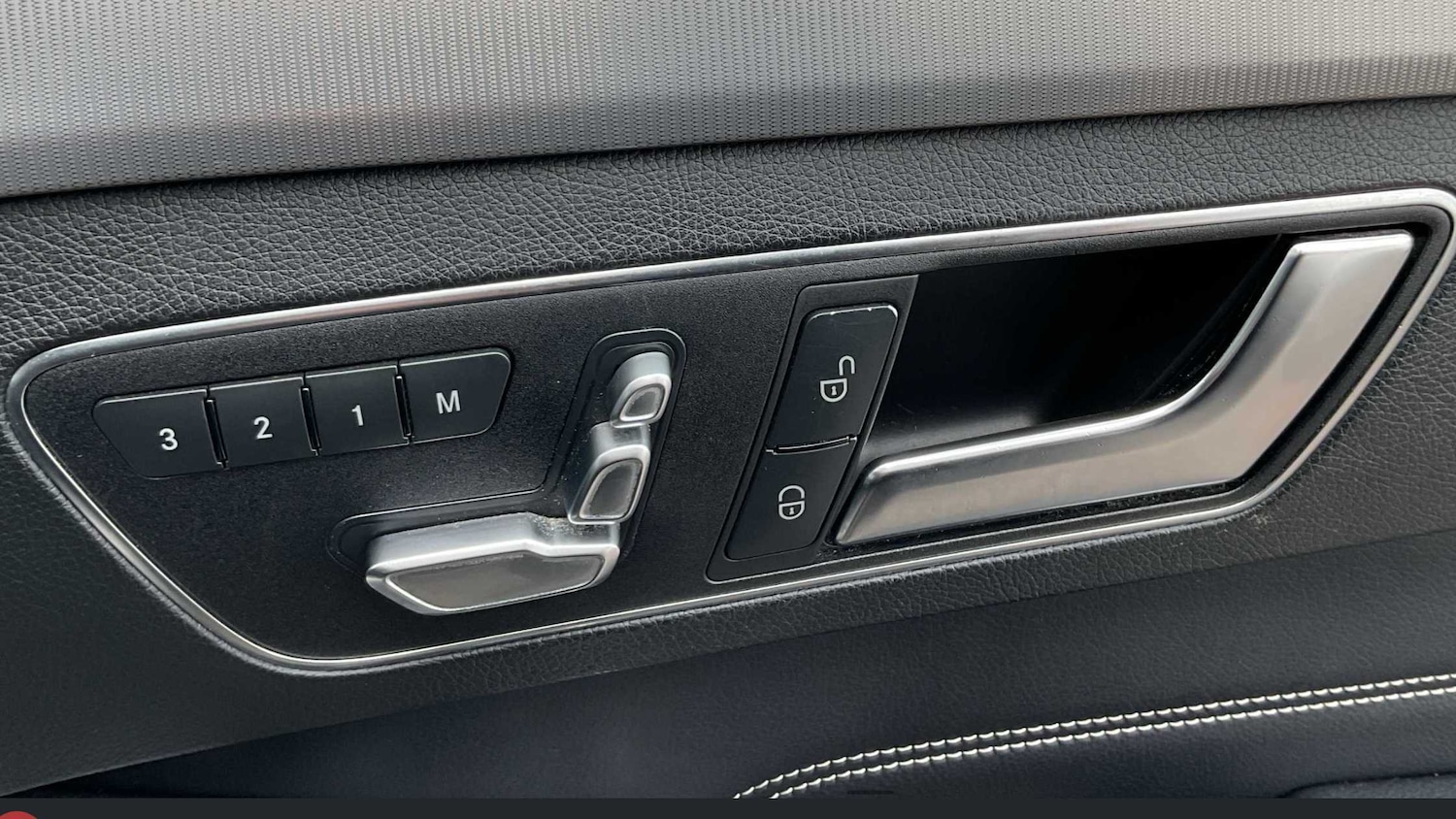 Used Mercedes-Benz E Class 2015 for sale - 78104586: Photo 24