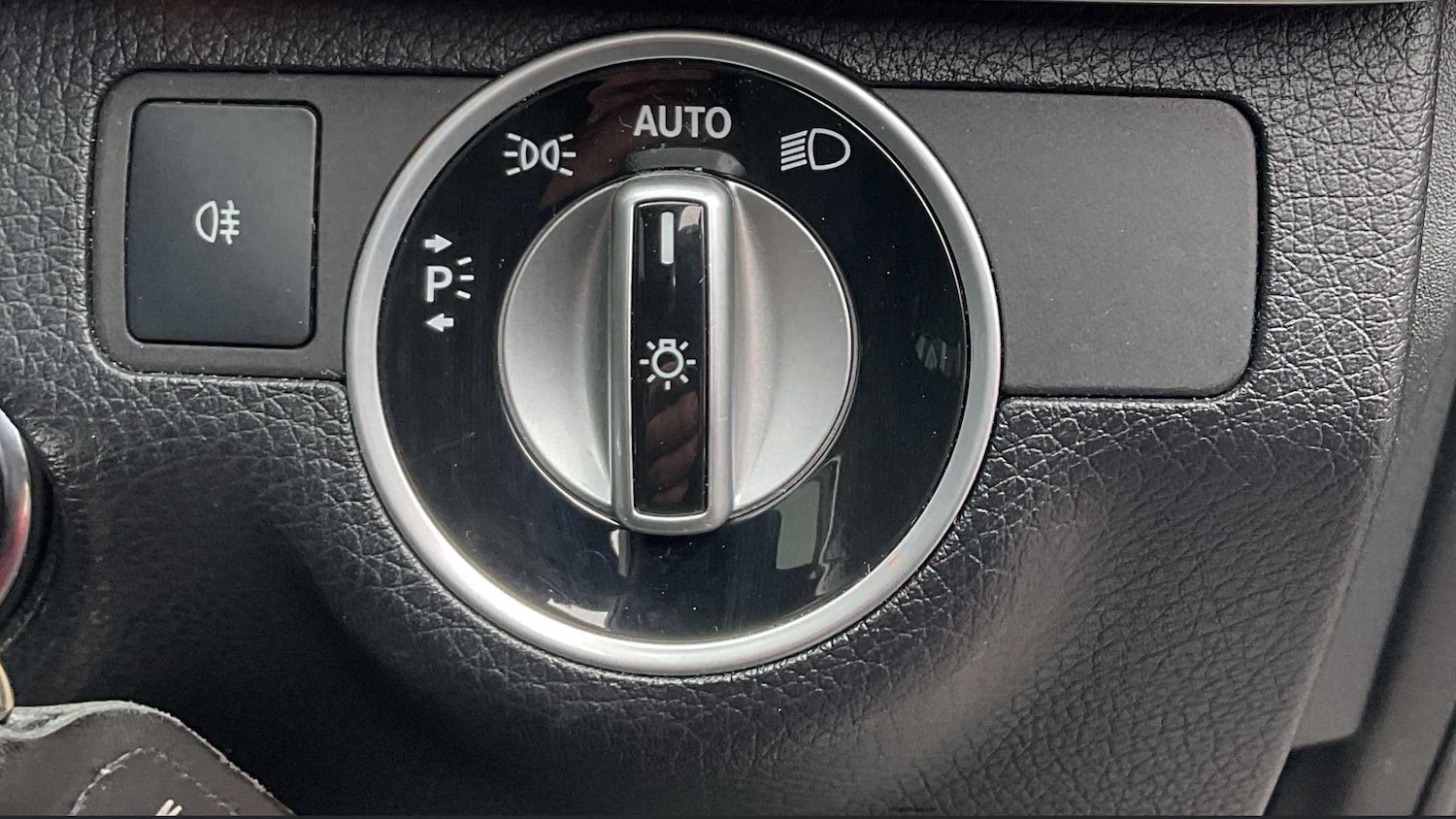 Used Mercedes-Benz E Class 2015 for sale - 78104586: Photo 25