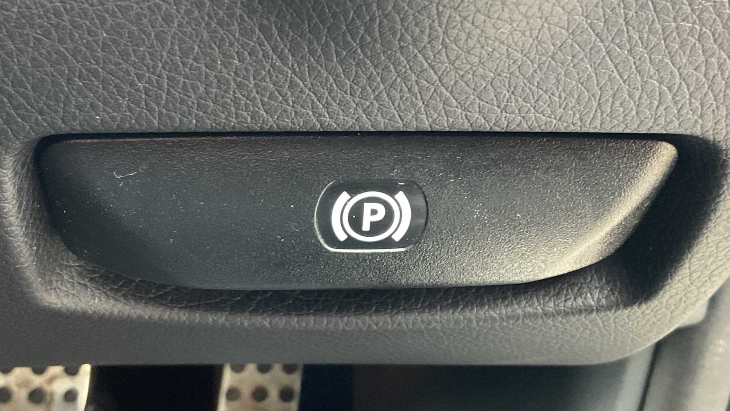 Used Mercedes-Benz E Class 2015 for sale - 78104586: Photo 26