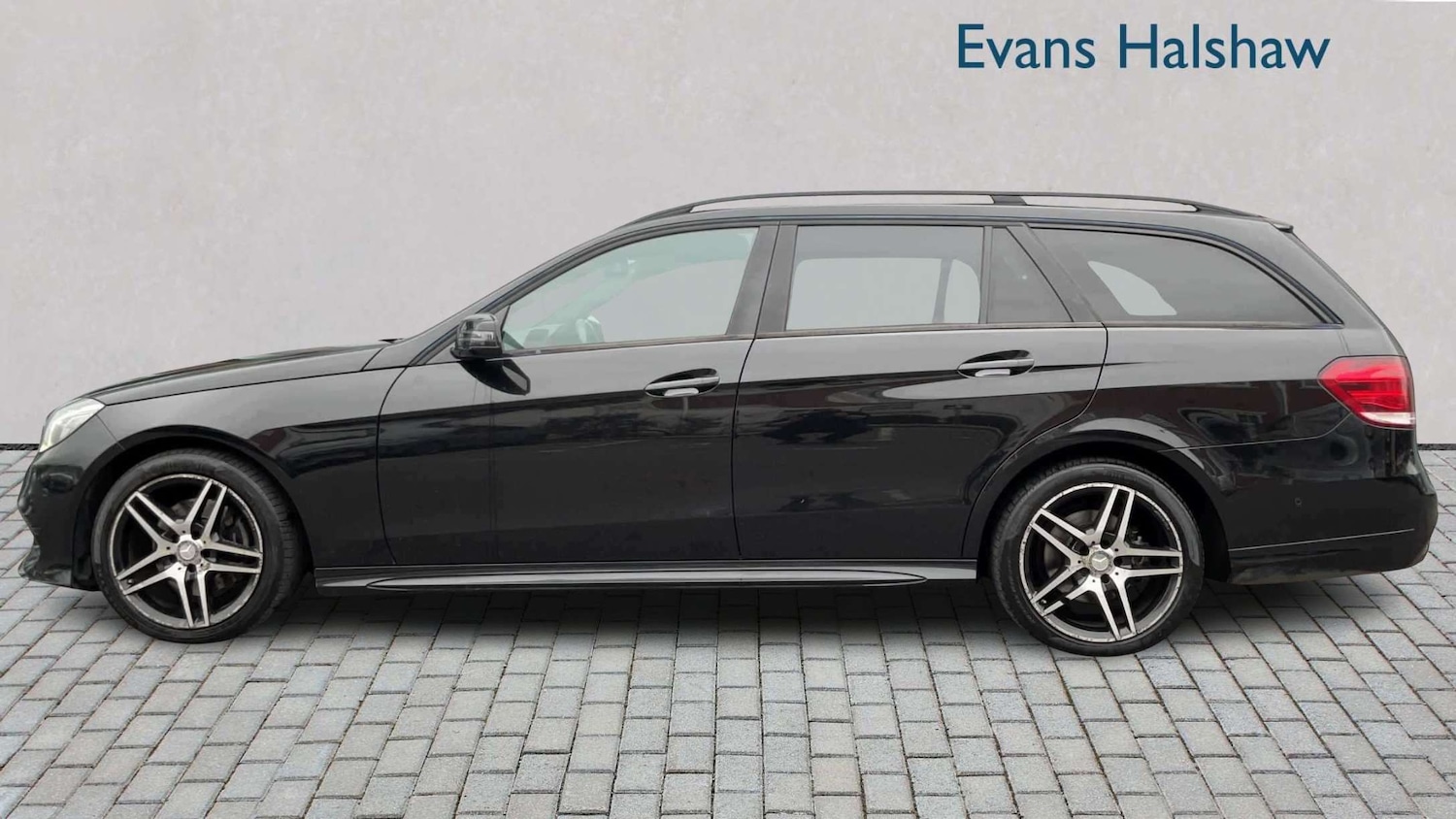 Used Mercedes-Benz E Class 2015 for sale - 78104586: Photo 3