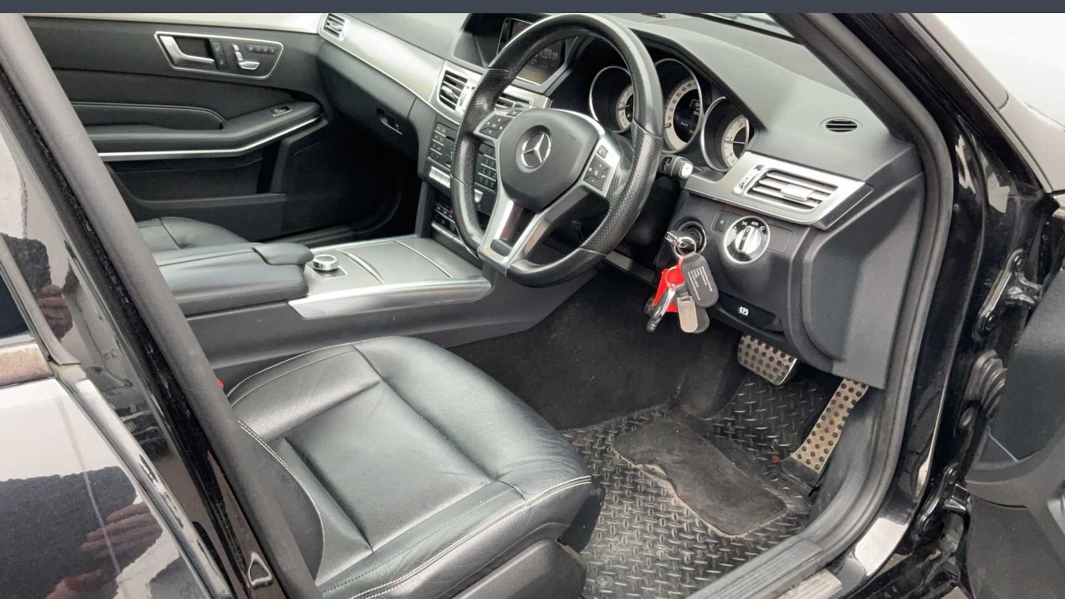 Used Mercedes-Benz E Class 2015 for sale - 78104586: Photo 8