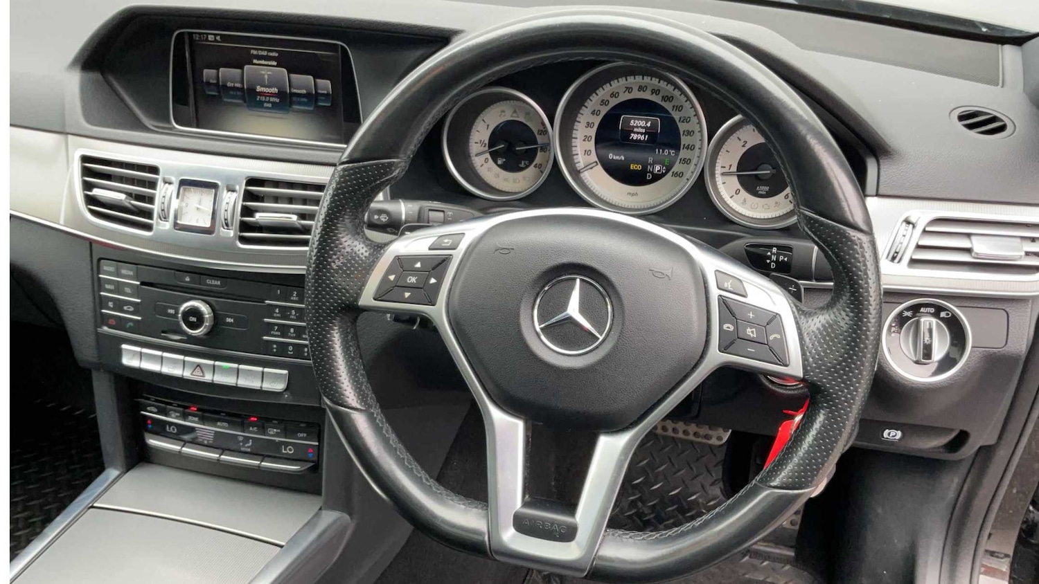 Used Mercedes-Benz E Class 2015 for sale - 78104586: Photo 9