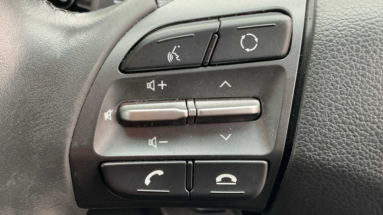 Used Hyundai KONA 2020 for sale - 78104546: Photo 24