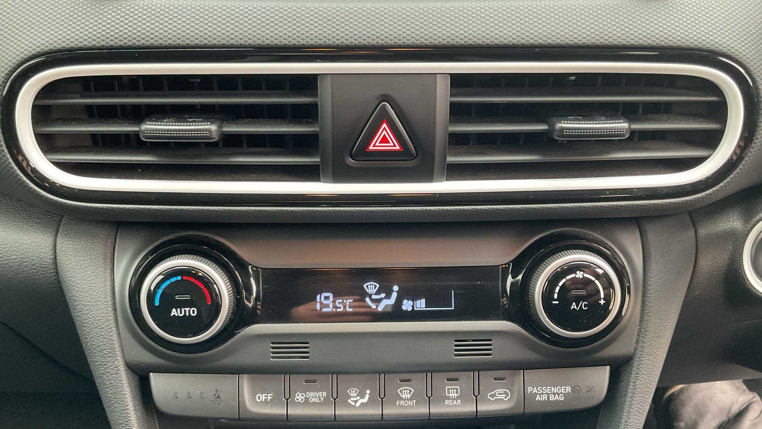 Used Hyundai KONA 2020 for sale - 78104546: Photo 31