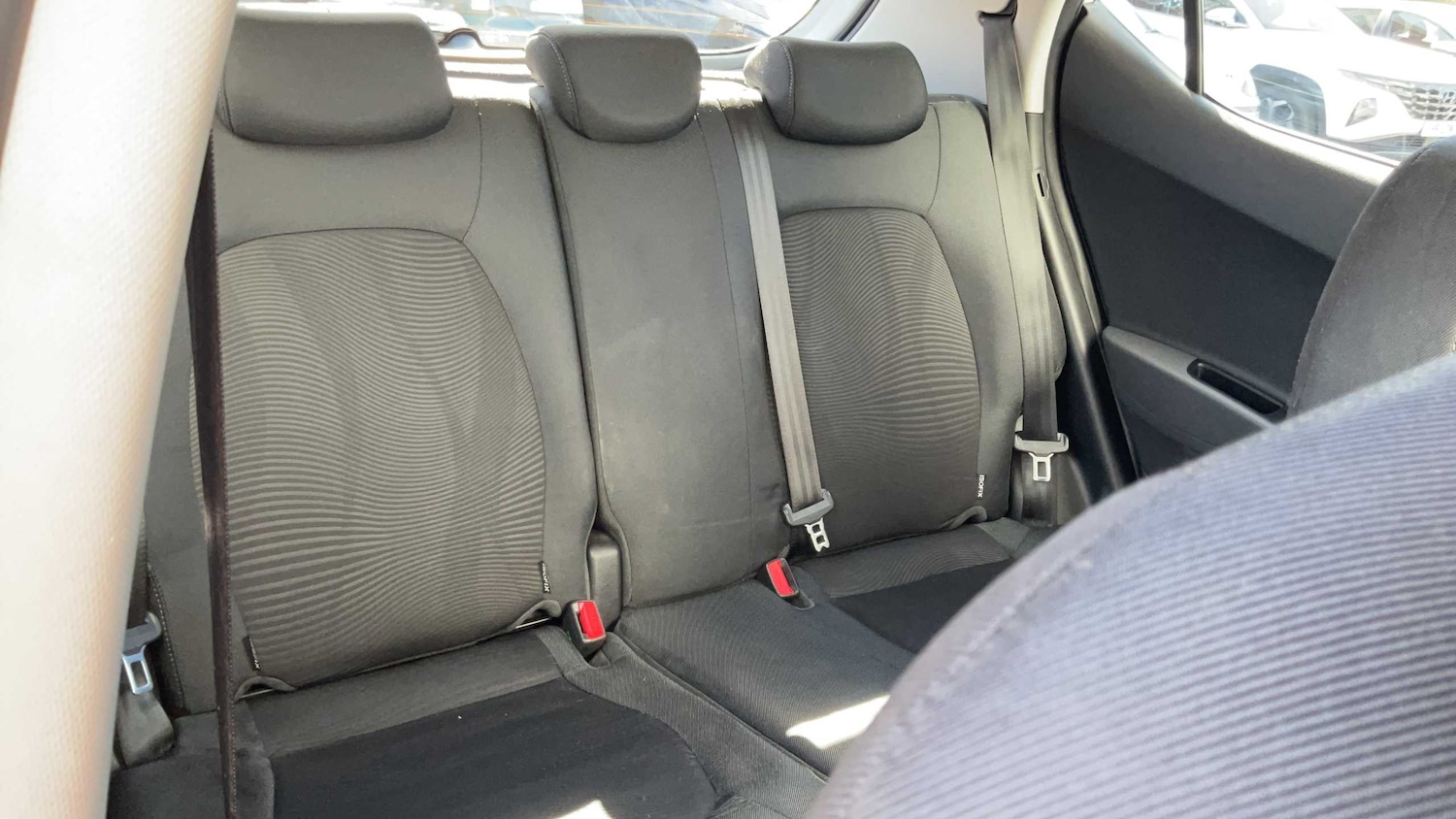 Used Hyundai i10 2019 for sale - 78077221: Photo 12