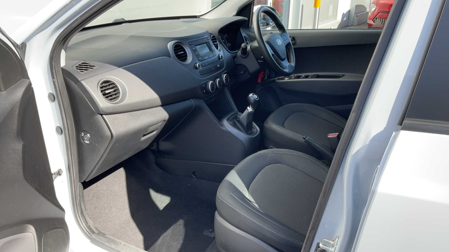 Used Hyundai i10 2019 for sale - 78077221: Photo 13