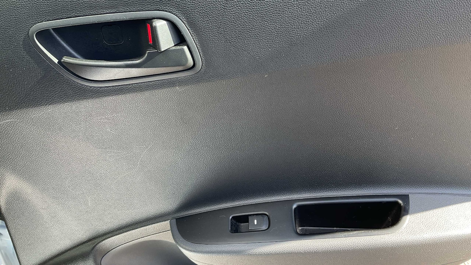 Used Hyundai i10 2019 for sale - 78077221: Photo 19