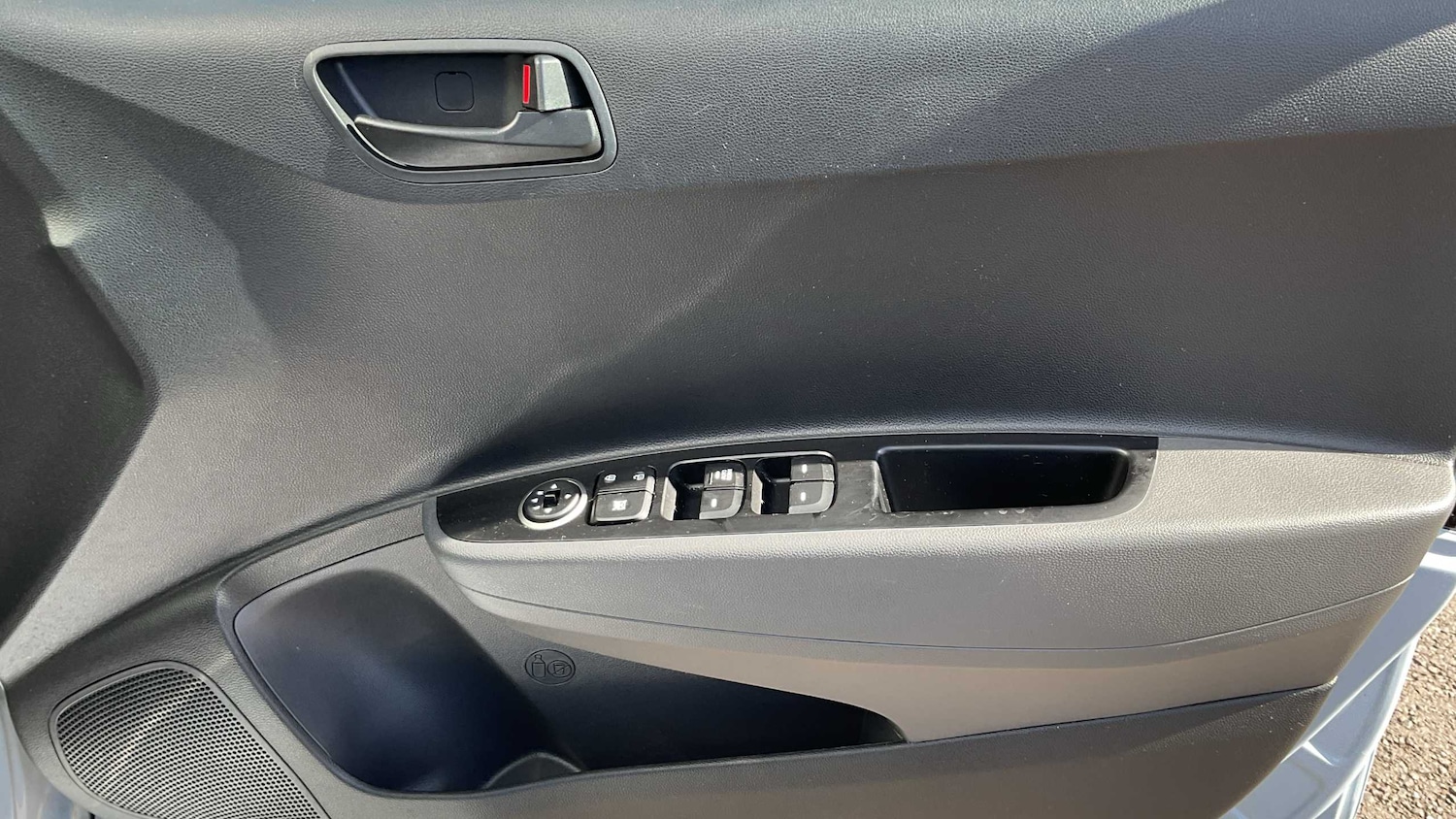 Used Hyundai i10 2019 for sale - 78077221: Photo 20