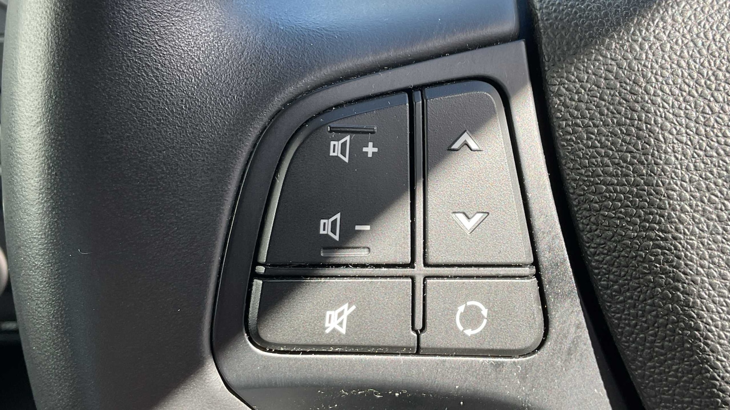 Used Hyundai i10 2019 for sale - 78077221: Photo 24