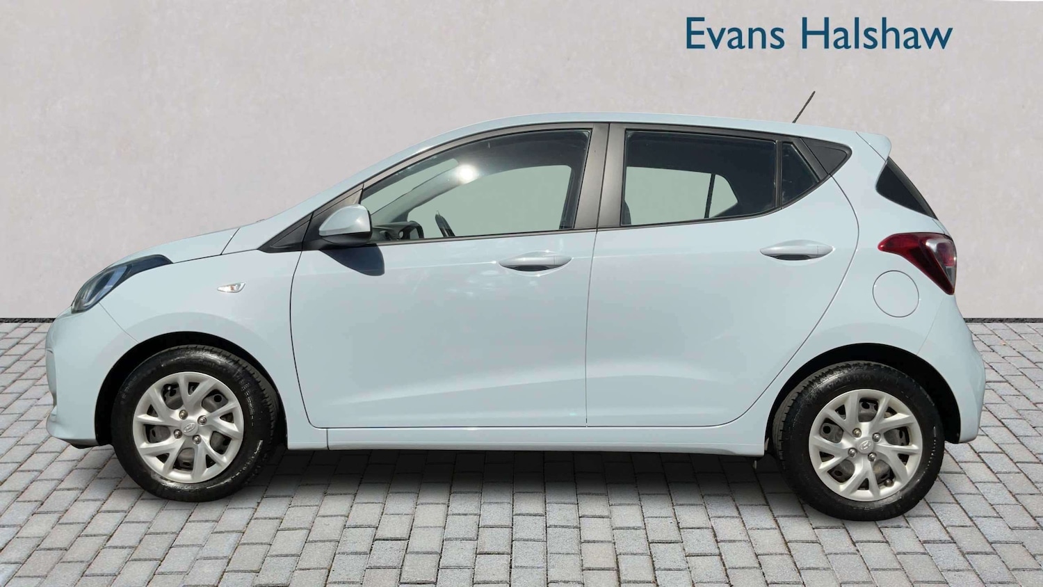 Used Hyundai i10 2019 for sale - 78077221: Photo 3