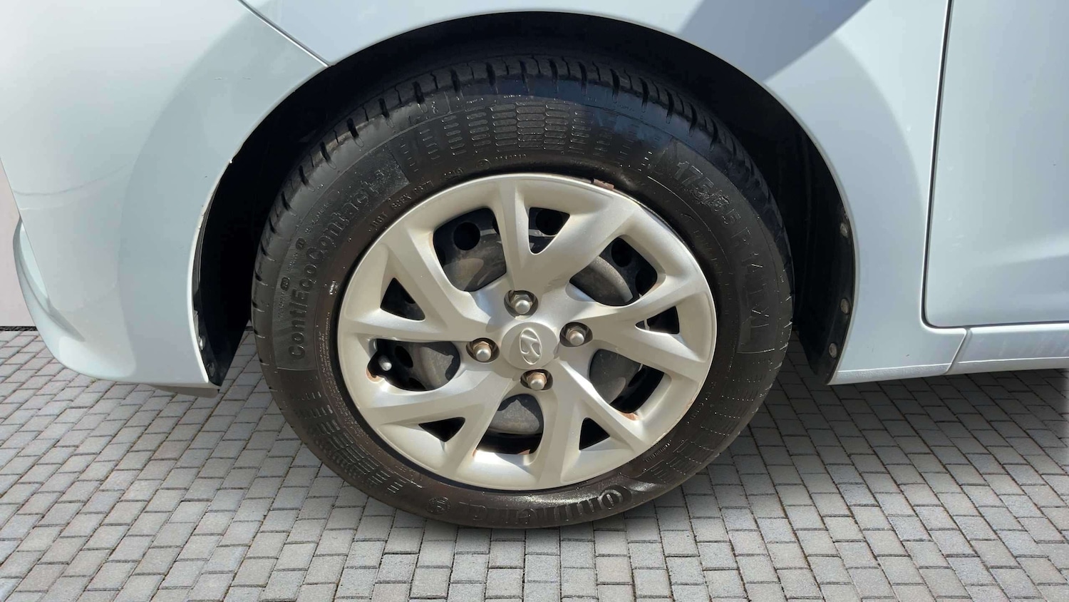 Used Hyundai i10 2019 for sale - 78077221: Photo 6