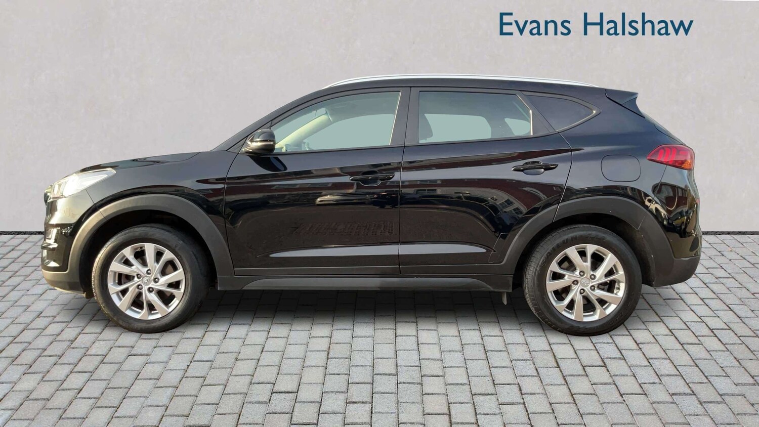 Used Hyundai TUCSON for sale - 77962711: Photo 3