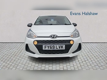Used Hyundai i10 2019 for sale - 79579584: Photo