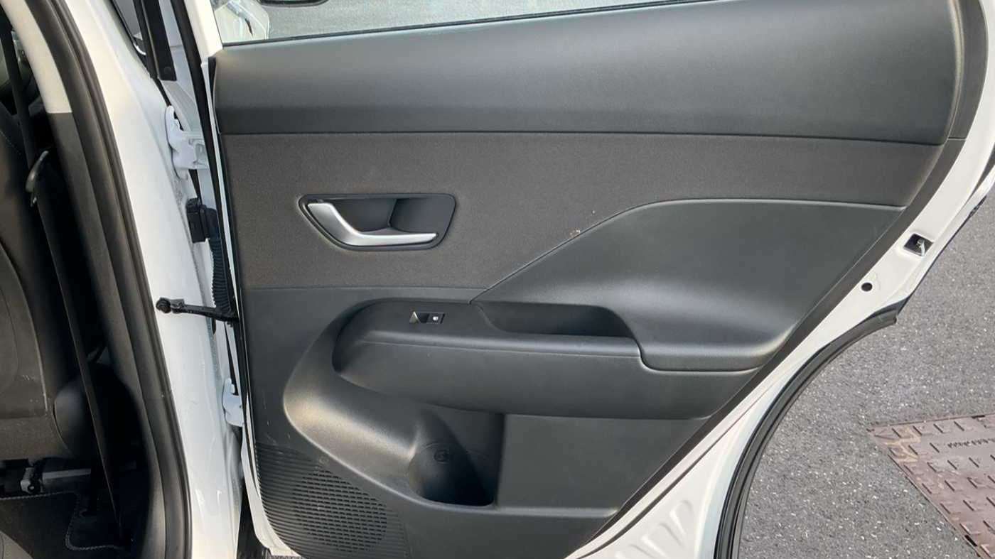 Used Hyundai KONA 2025 for sale - 77962849: Photo 18