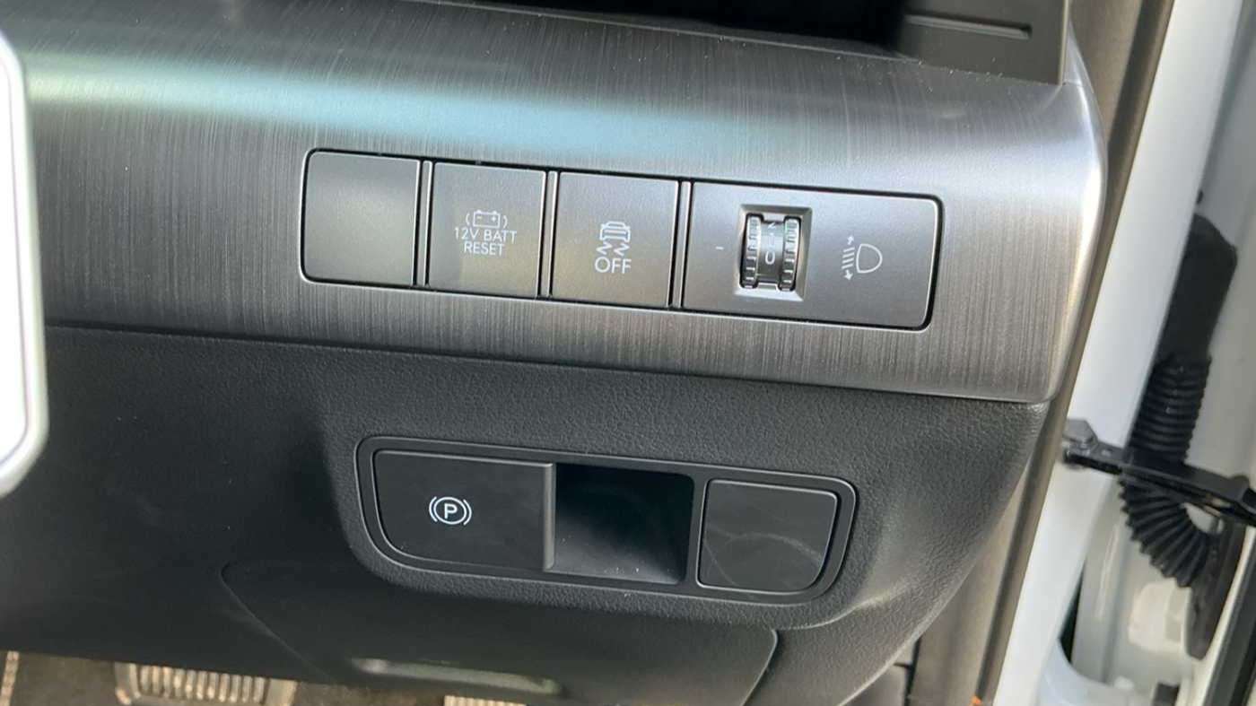 Used Hyundai KONA 2025 for sale - 77962849: Photo 22